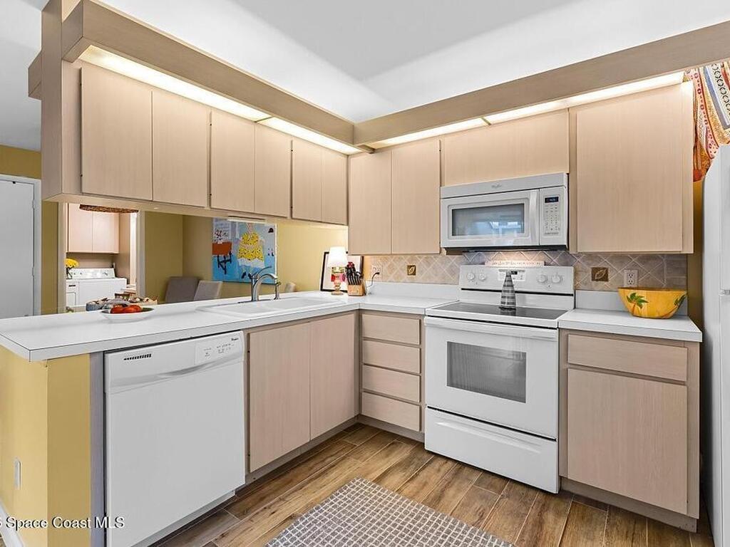 2913 SW Lakemont Place, Palm City, FL 34990