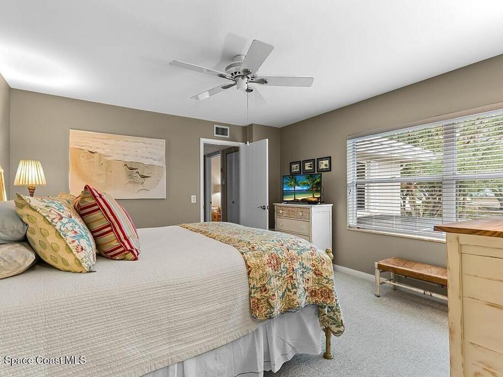 2913 SW Lakemont Place, Palm City, FL 34990