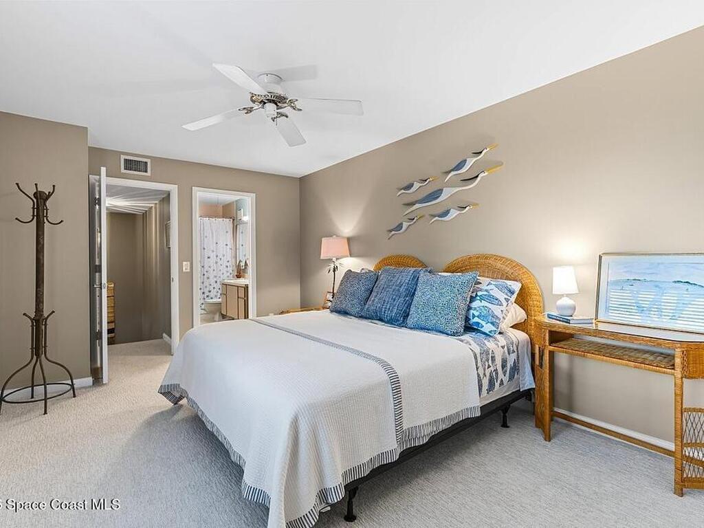 2913 SW Lakemont Place, Palm City, FL 34990