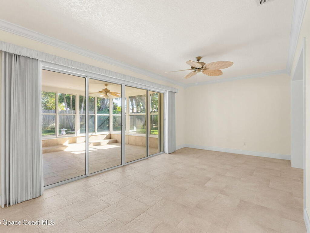 921 S Brevard Avenue, Cocoa Beach, FL 32931