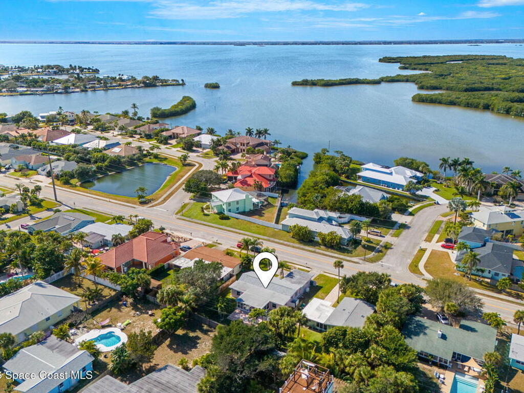 921 S Brevard Avenue, Cocoa Beach, FL 32931