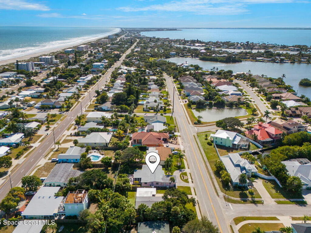 921 S Brevard Avenue, Cocoa Beach, FL 32931