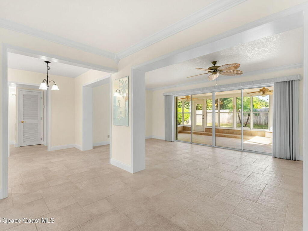 921 S Brevard Avenue, Cocoa Beach, FL 32931