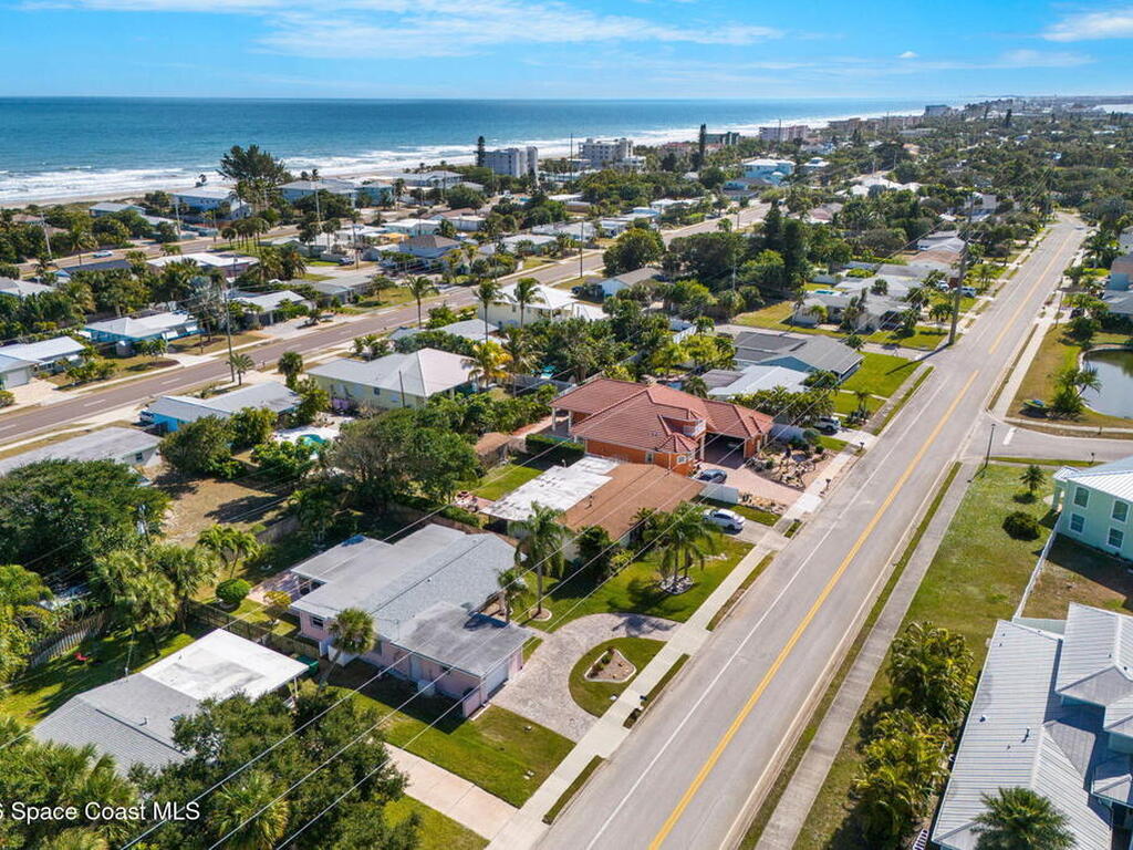 921 S Brevard Avenue, Cocoa Beach, FL 32931