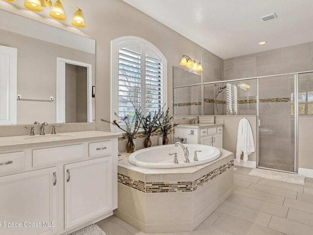 7922 Strom Park Drive, Melbourne, FL 32940