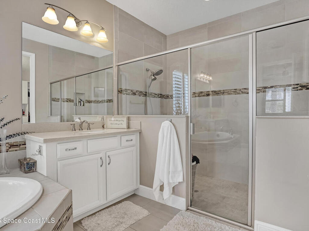 7922 Strom Park Drive, Melbourne, FL 32940