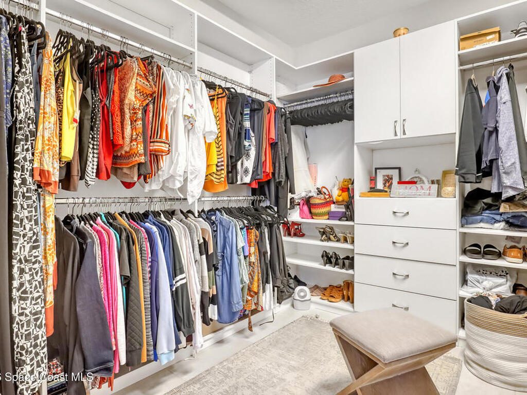 7922 Strom Park Drive, Melbourne, FL 32940