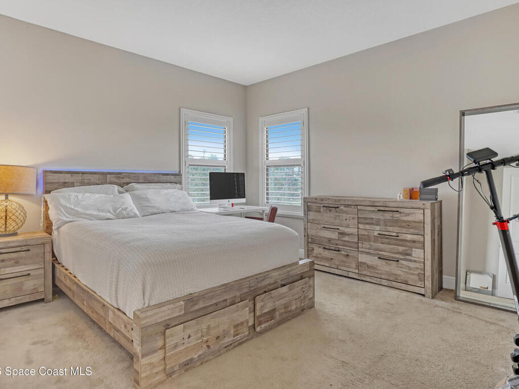 7922 Strom Park Drive, Melbourne, FL 32940