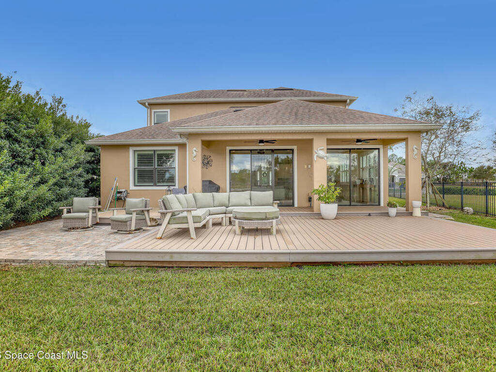 7922 Strom Park Drive, Melbourne, FL 32940