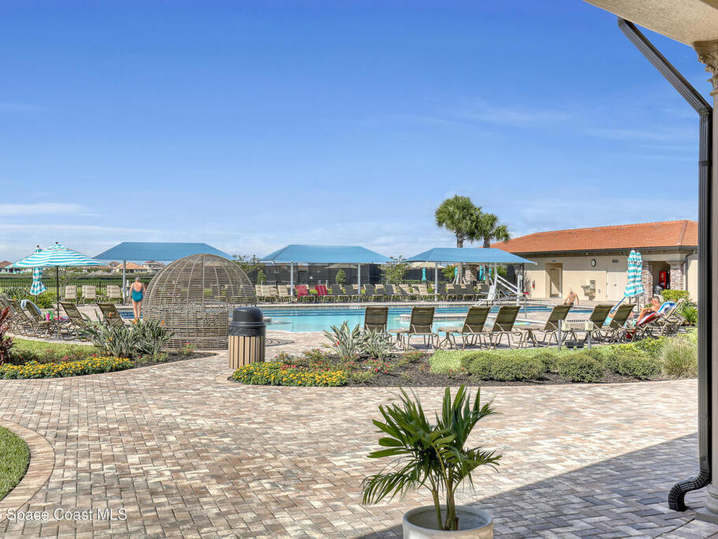 7922 Strom Park Drive, Melbourne, FL 32940