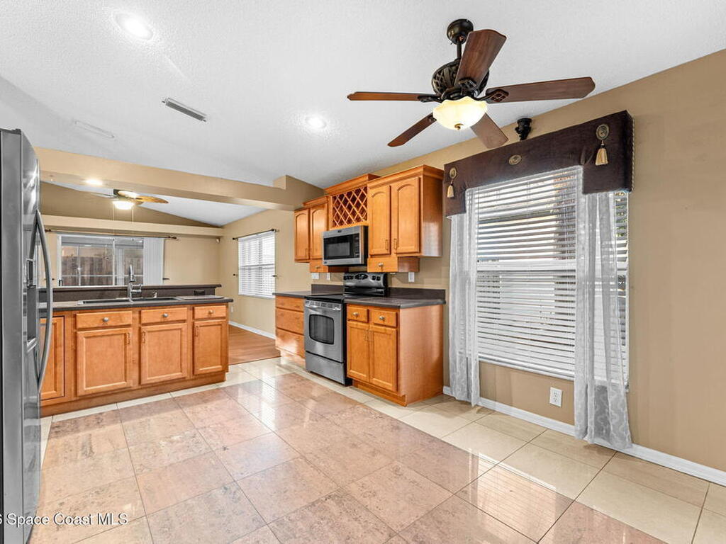 2876 Sebastian Lane, Melbourne, FL 32935