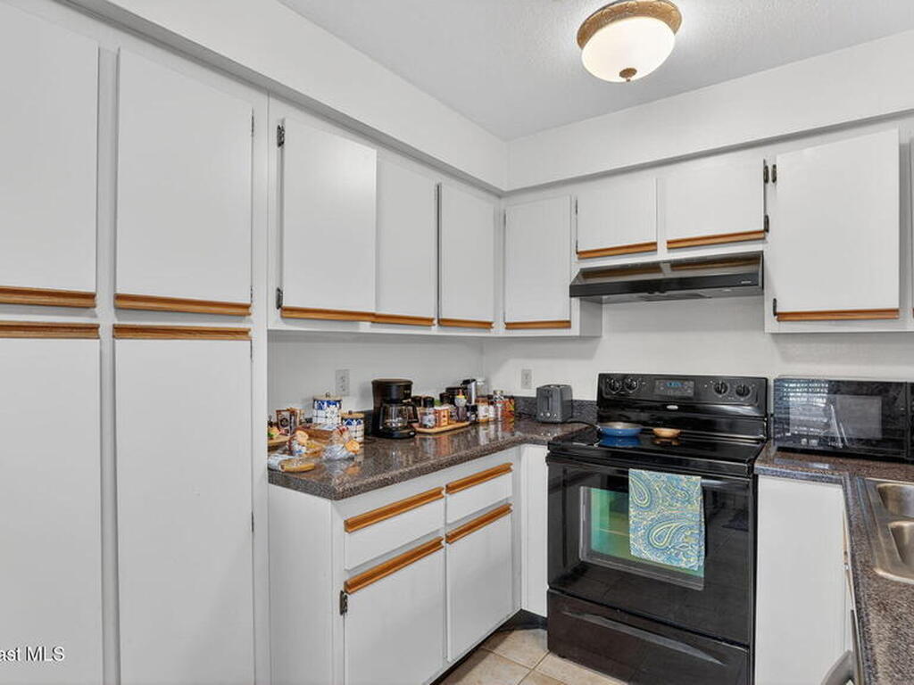 2593 S Park Avenue, Titusville, FL 32780