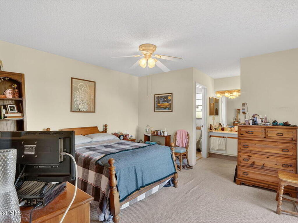 2593 S Park Avenue, Titusville, FL 32780