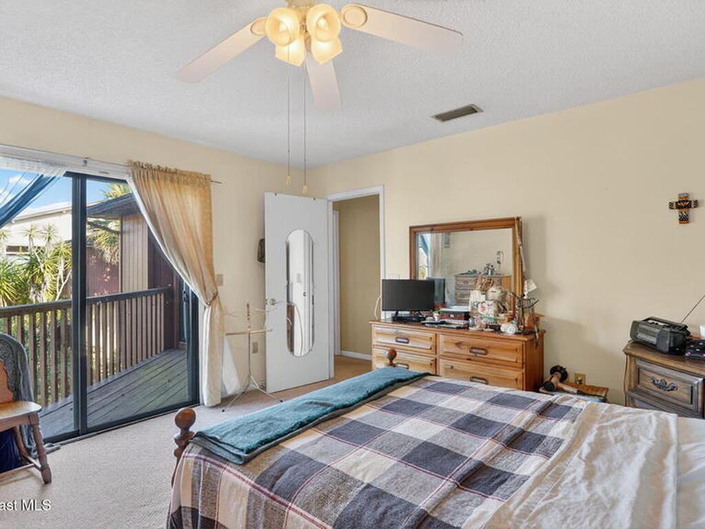 2593 S Park Avenue, Titusville, FL 32780