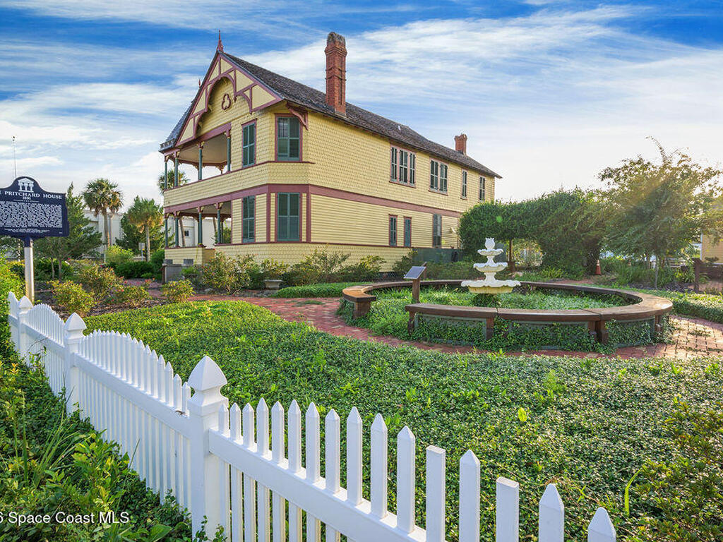 2593 S Park Avenue, Titusville, FL 32780