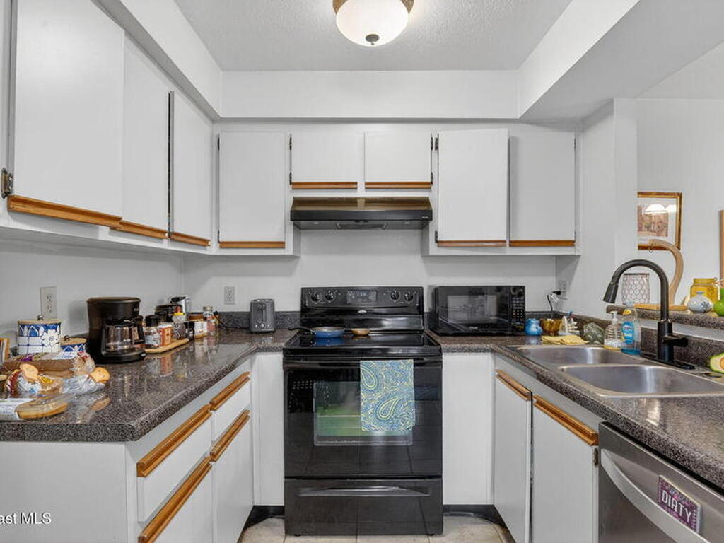 2593 S Park Avenue, Titusville, FL 32780