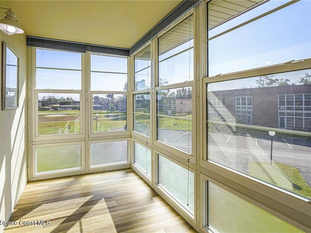 11 Vista Palm Lane, Vero Beach, FL 32962