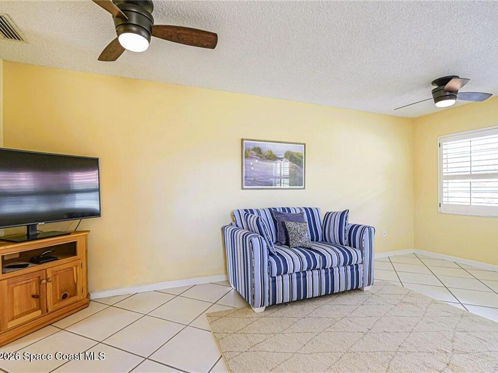 11 Vista Palm Lane, Vero Beach, FL 32962