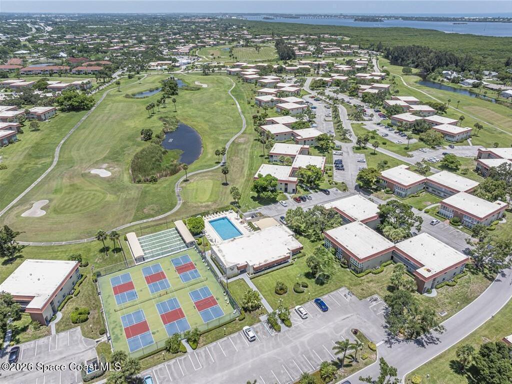 11 Vista Palm Lane, Vero Beach, FL 32962