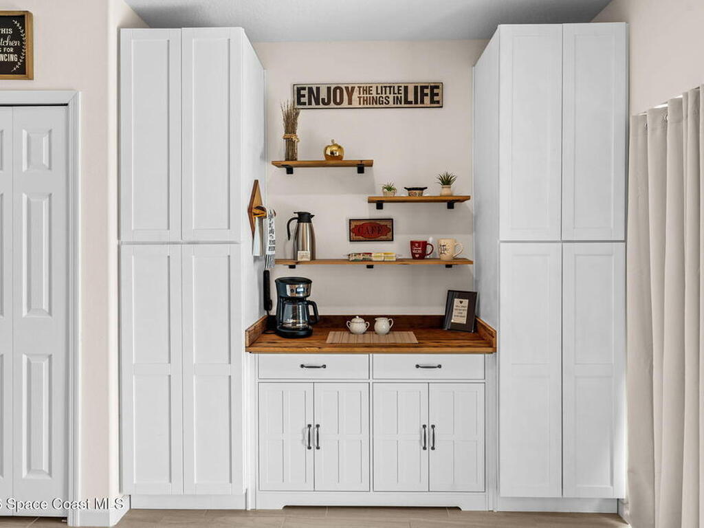 4049 Alligator Flag Circle, West Melbourne, FL 32904