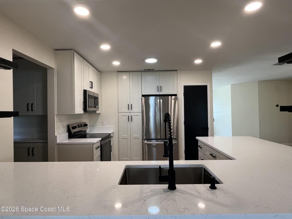 1171 Riviera Drive, Palm Bay, FL 32905