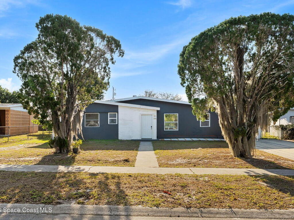 1049 Cabot Drive, Palm Bay, FL 32905