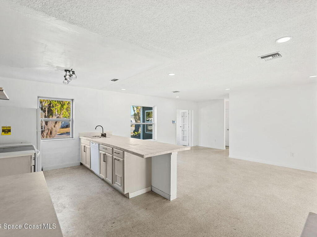 1049 Cabot Drive, Palm Bay, FL 32905