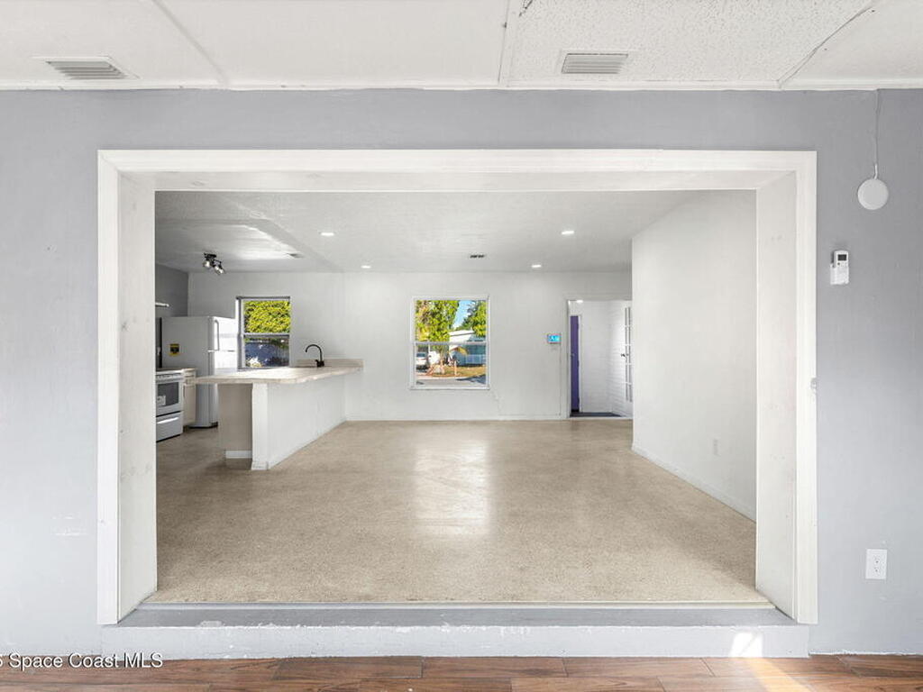 1049 Cabot Drive, Palm Bay, FL 32905