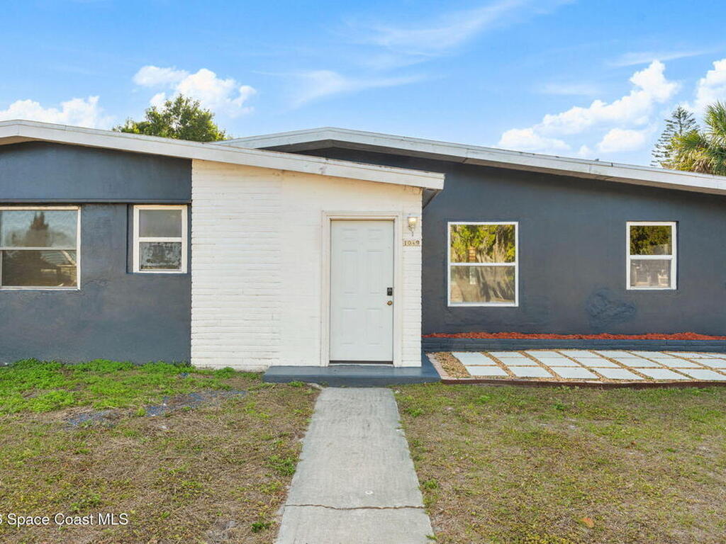 1049 Cabot Drive, Palm Bay, FL 32905