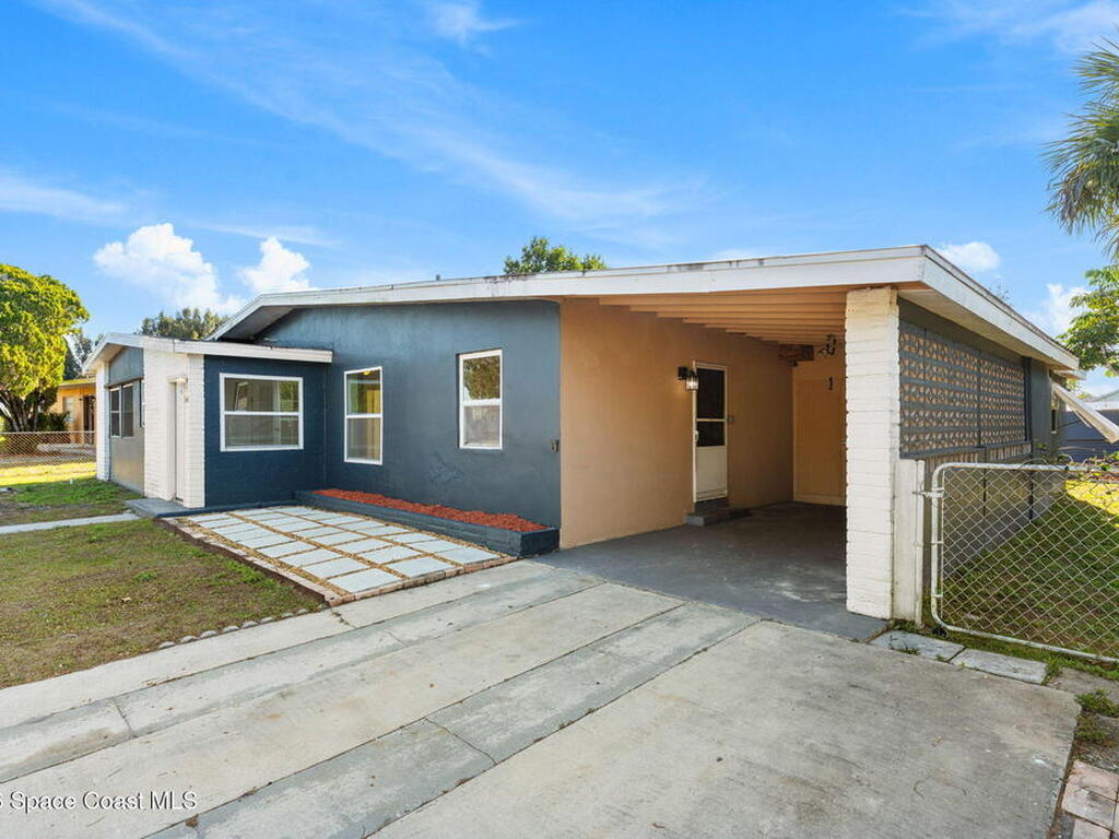 1049 Cabot Drive, Palm Bay, FL 32905