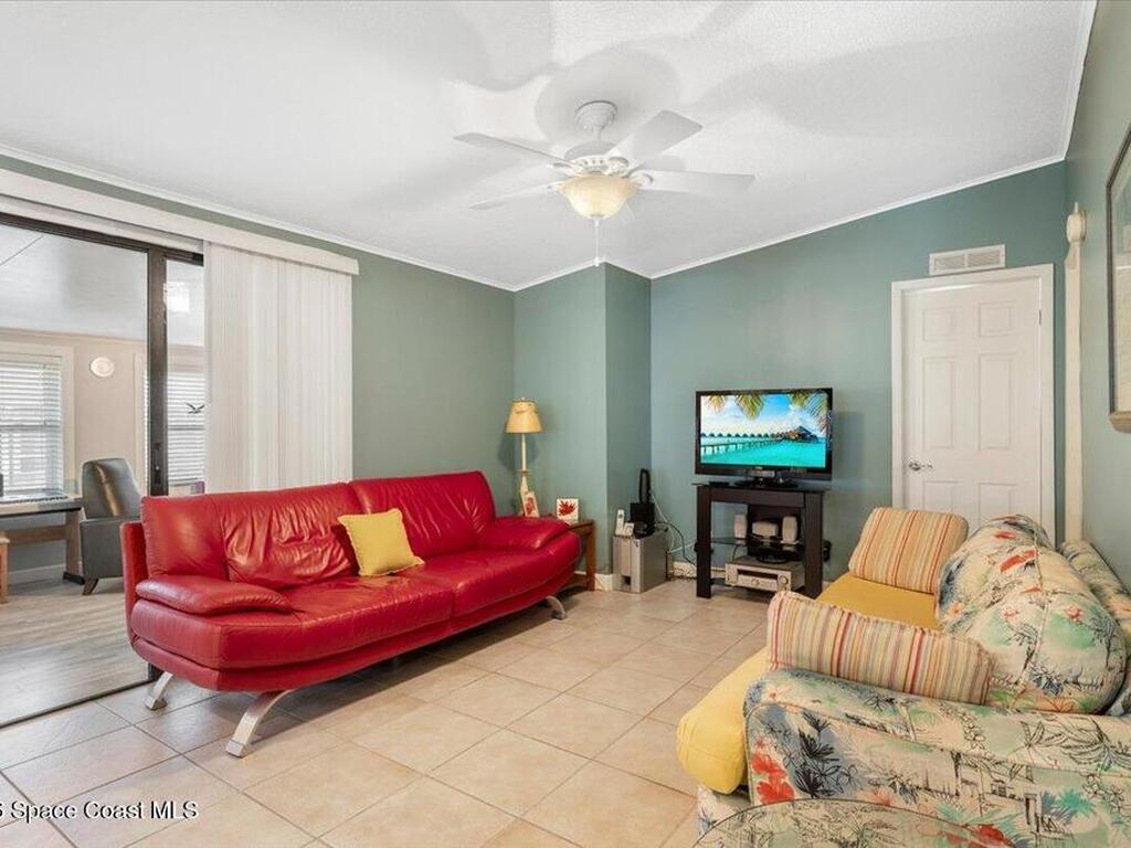 925 Evergreen Street, Barefoot Bay, FL 32976