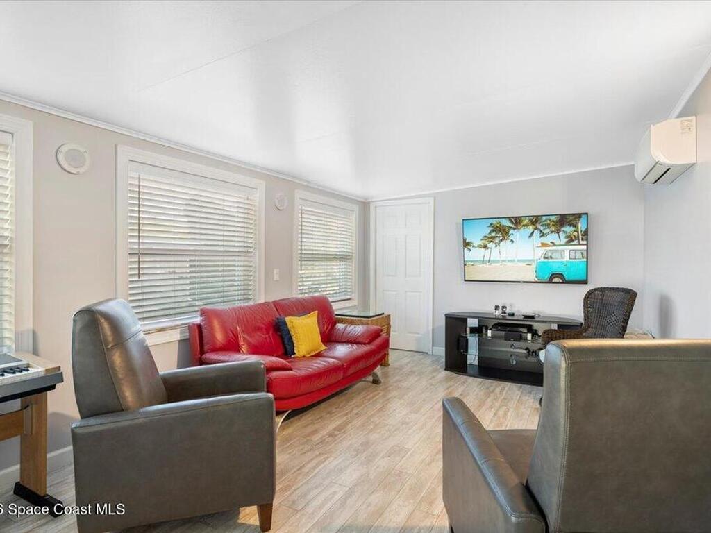 925 Evergreen Street, Barefoot Bay, FL 32976