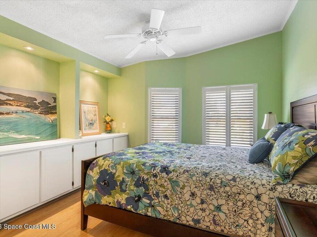 925 Evergreen Street, Barefoot Bay, FL 32976