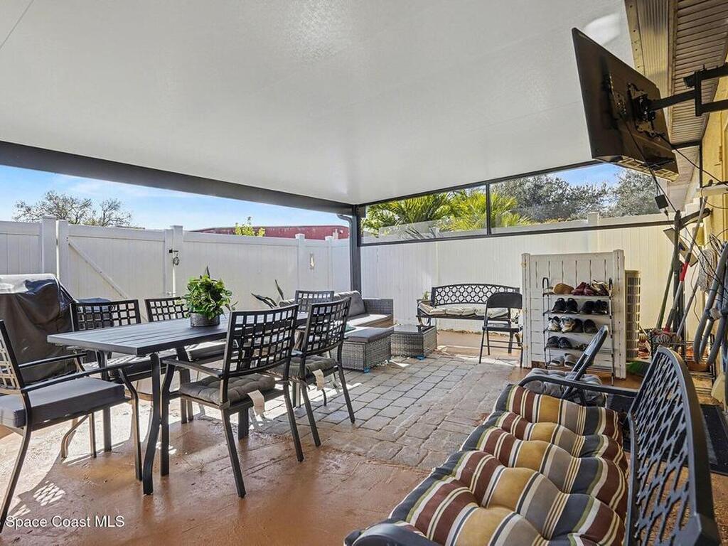 1070 Luminary Circle, Melbourne, FL 32901