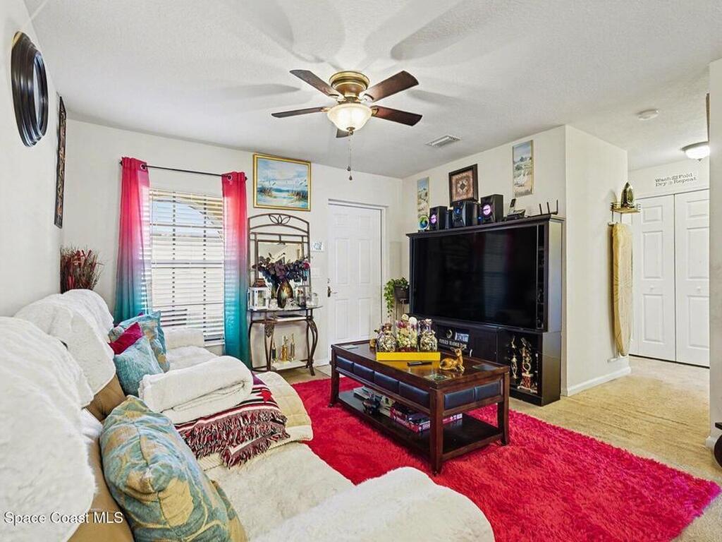 1070 Luminary Circle, Melbourne, FL 32901