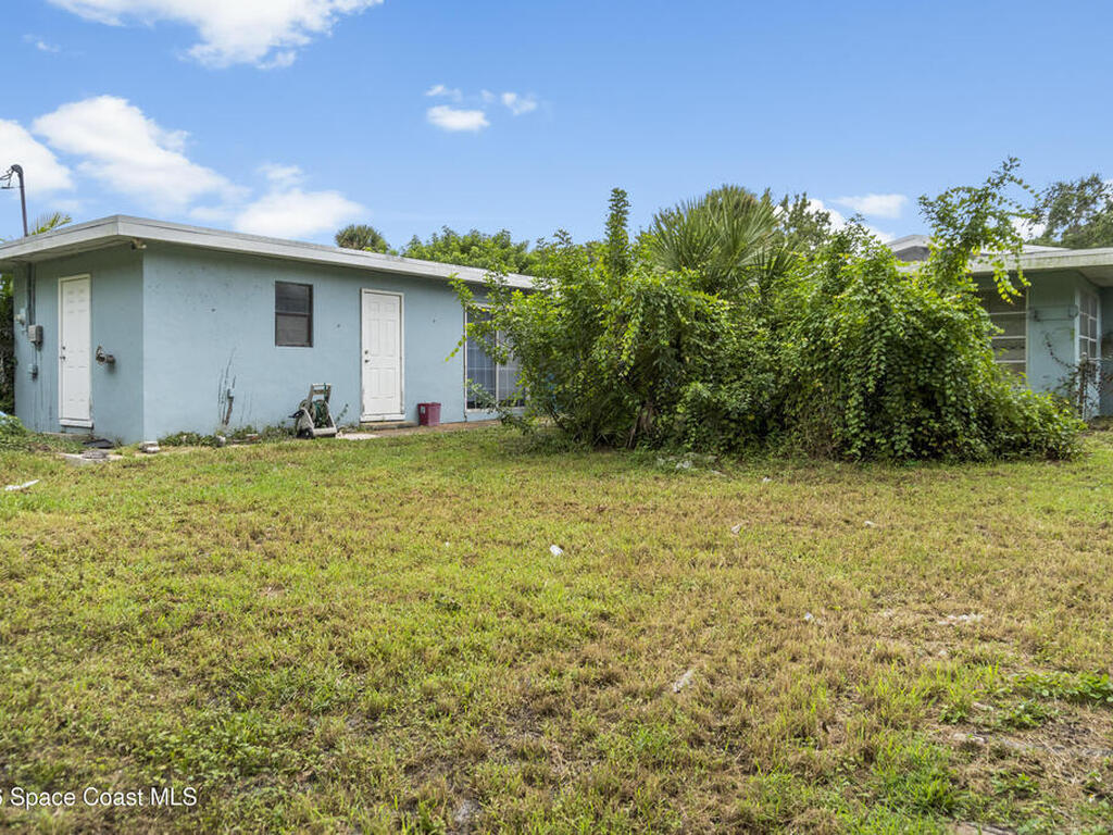 1655 41st Avenue, Vero Beach, FL 32960