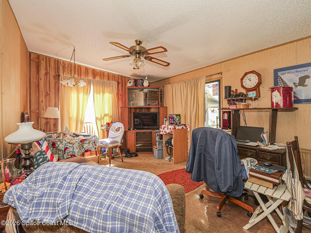 37 Sapphire Street, Melbourne, FL 32904