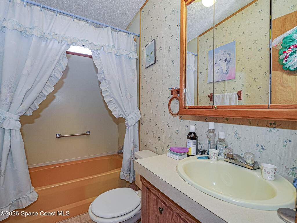 37 Sapphire Street, Melbourne, FL 32904