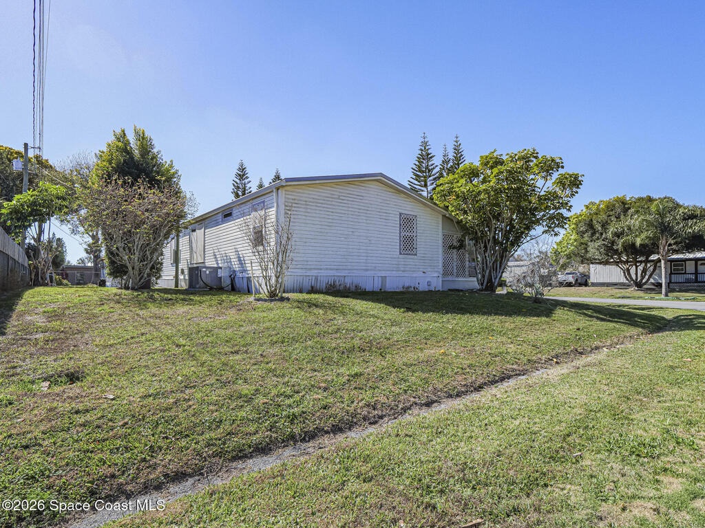 37 Sapphire Street, Melbourne, FL 32904