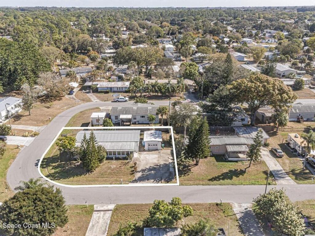 37 Sapphire Street, Melbourne, FL 32904