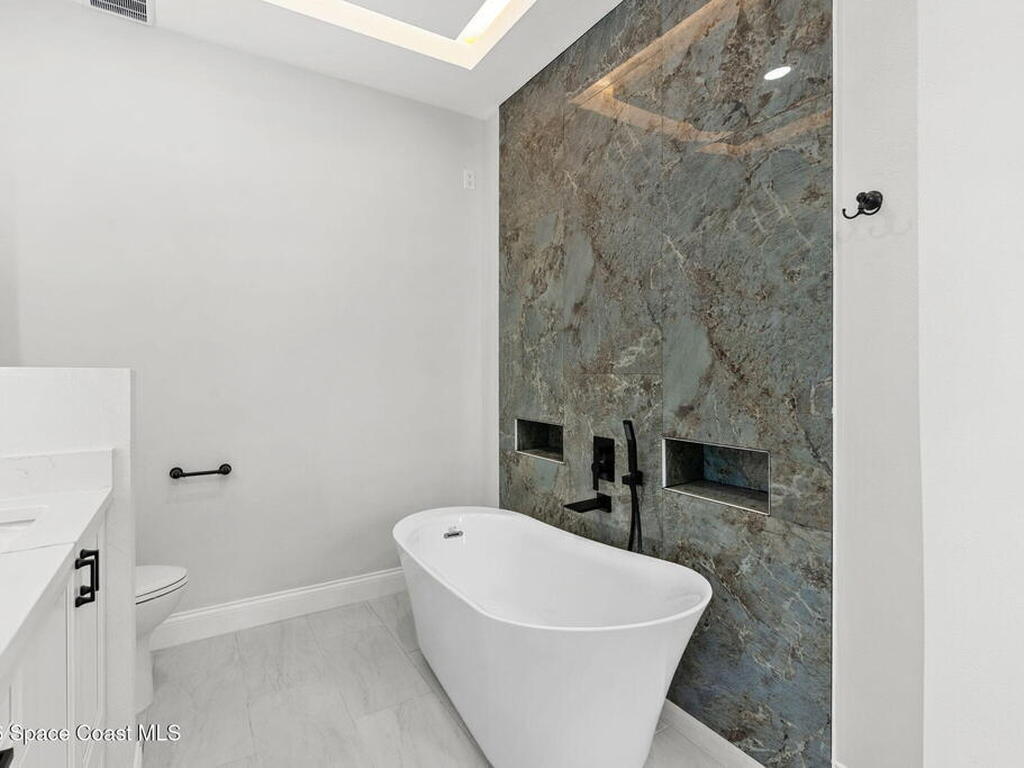 3050 Kershaw Court, Melbourne, FL 32934