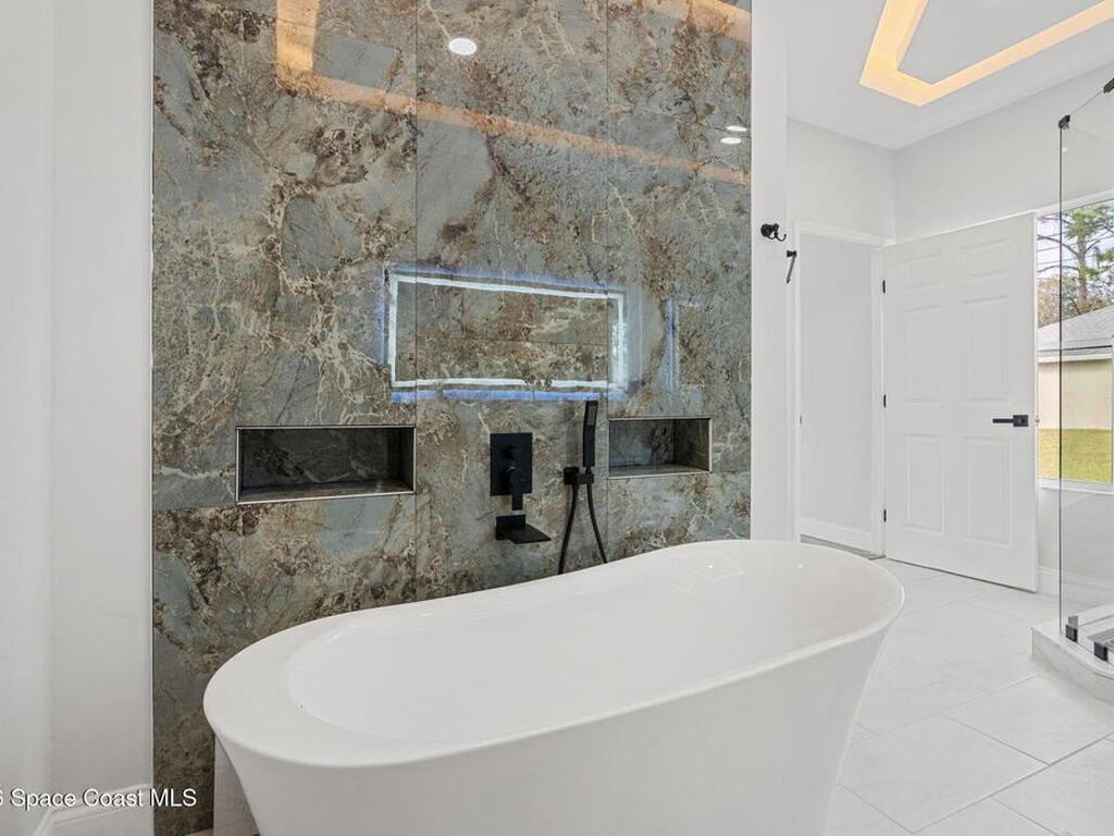 3050 Kershaw Court, Melbourne, FL 32934