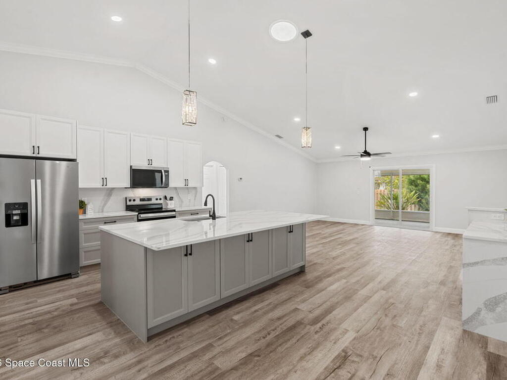 3050 Kershaw Court, Melbourne, FL 32934