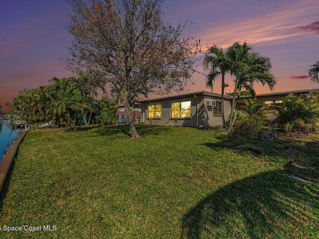 855 Richland Avenue, Merritt Island, FL 32953