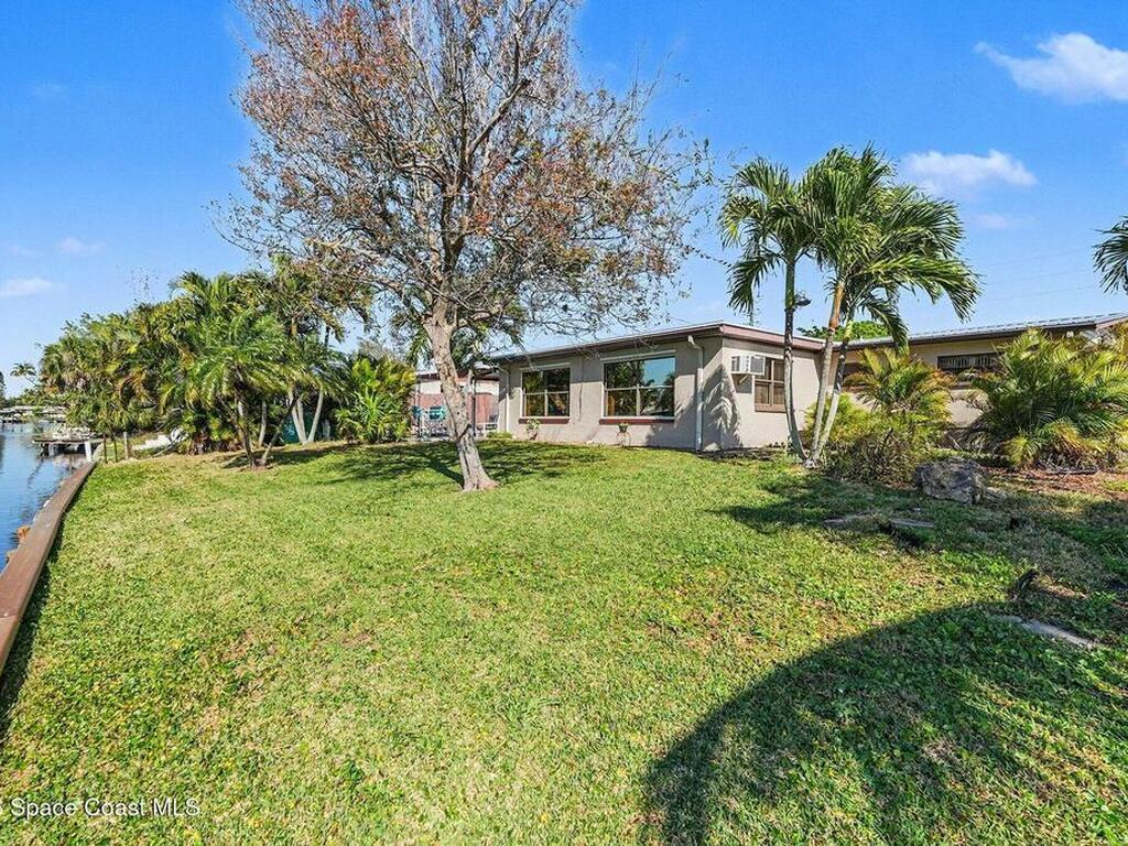 855 Richland Avenue, Merritt Island, FL 32953