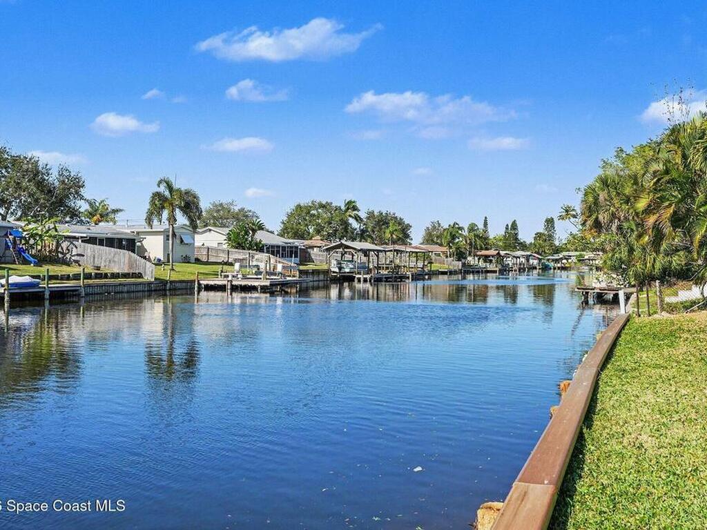 855 Richland Avenue, Merritt Island, FL 32953