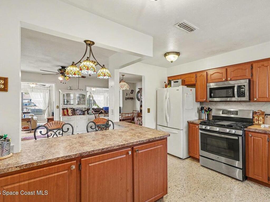 855 Richland Avenue, Merritt Island, FL 32953