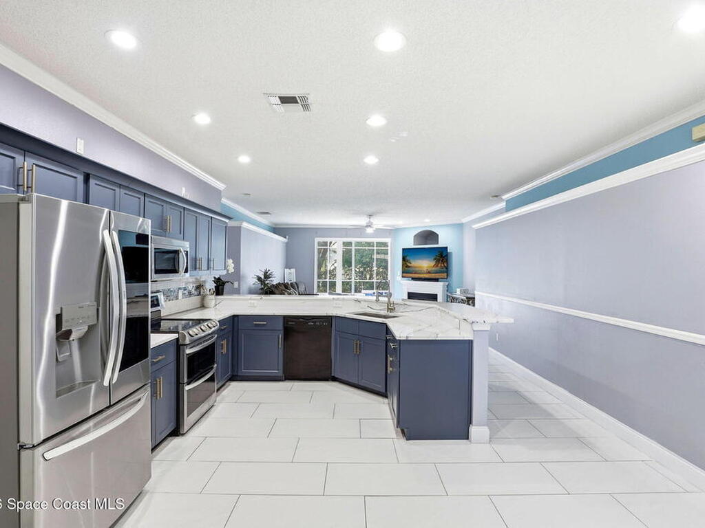 2424 Stone Cross Circle, Orlando, FL 32828