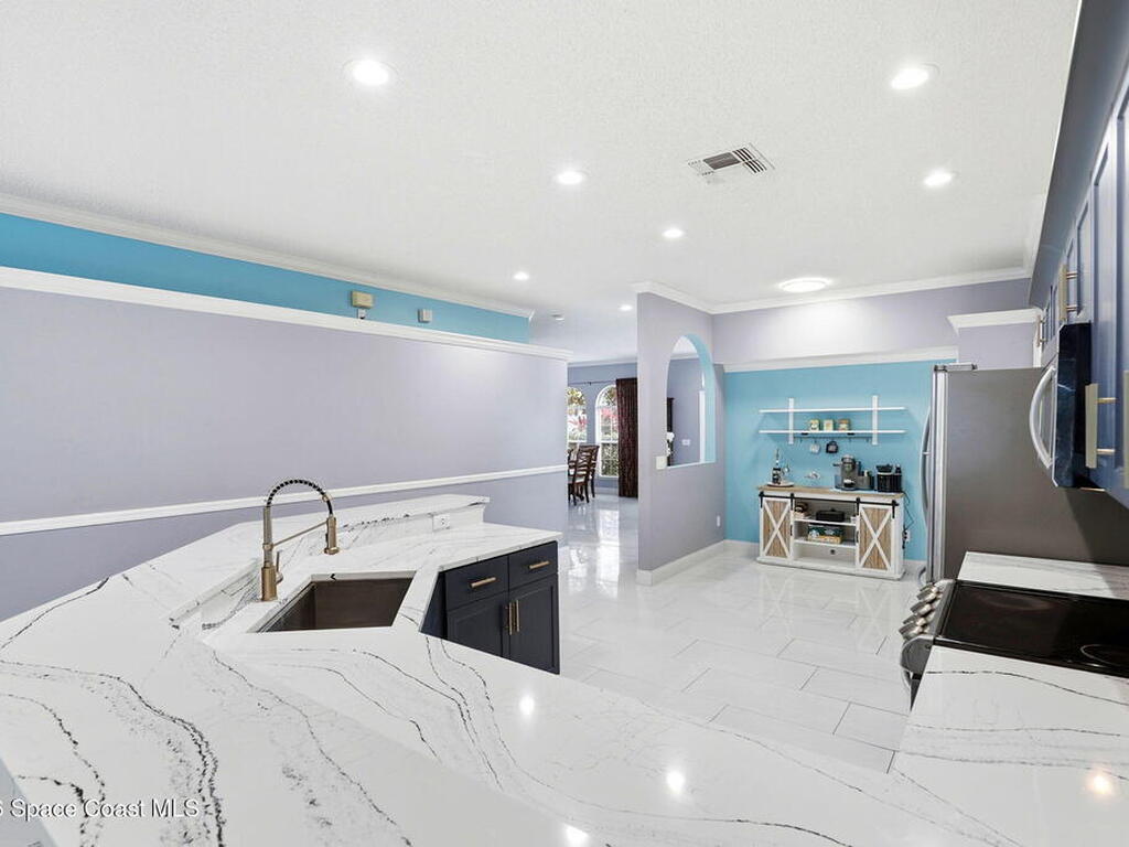 2424 Stone Cross Circle, Orlando, FL 32828