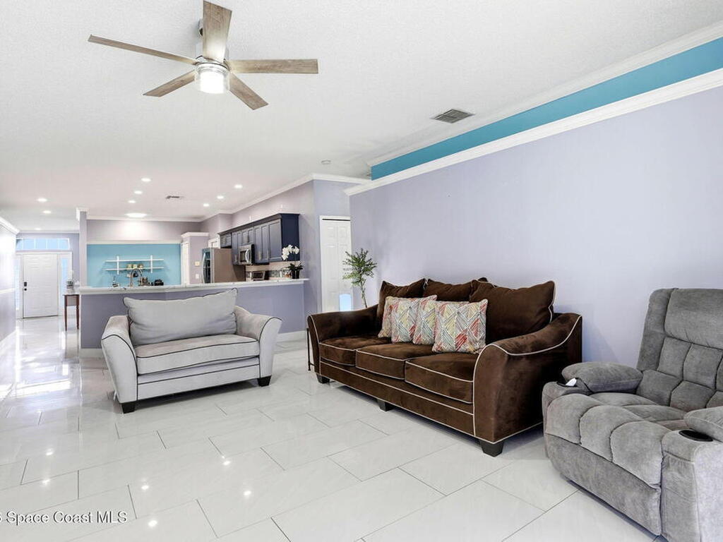 2424 Stone Cross Circle, Orlando, FL 32828